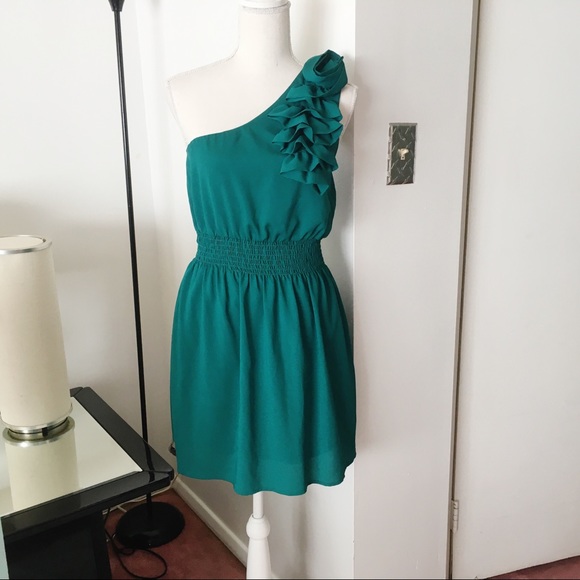 Forever 21 Green One Shoulder Dress Size Medium - Picture 2 of 7